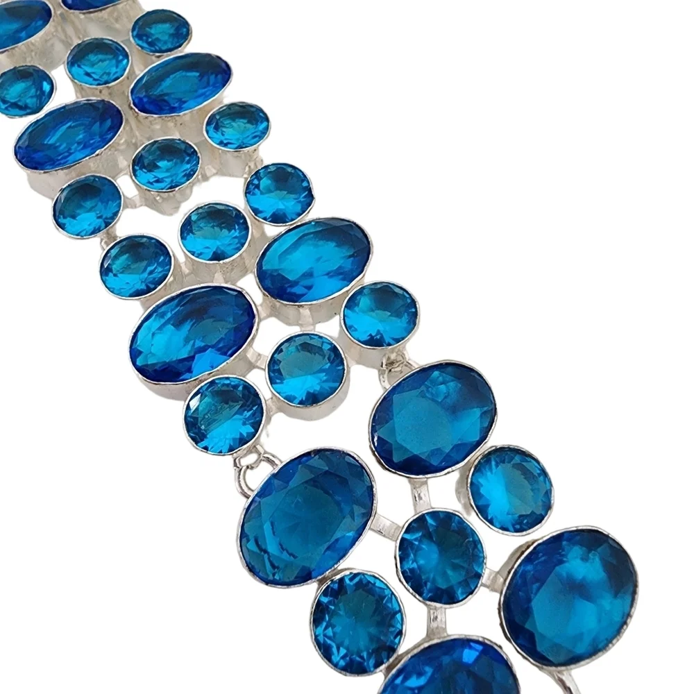 Silver bracelet faceted glass chunky bracelet blue topaz color Q02